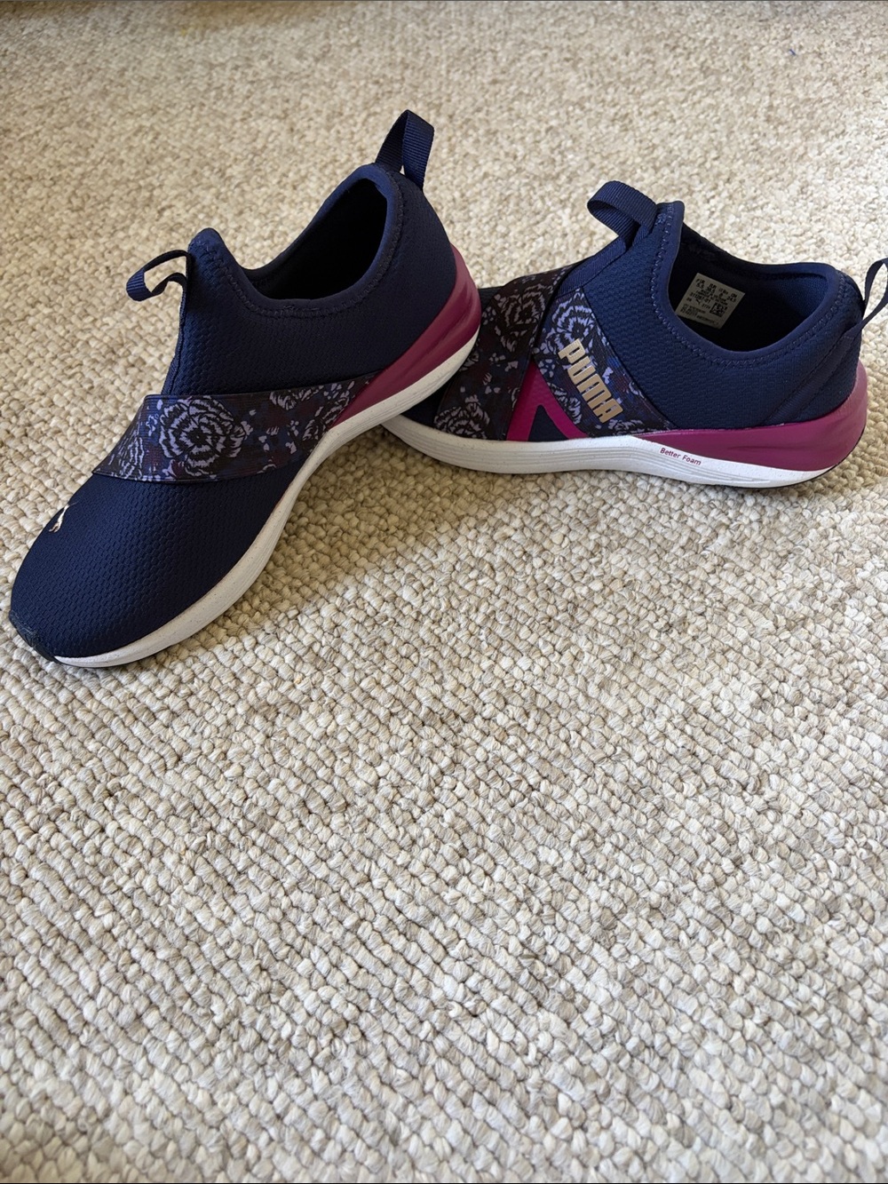 NIB! Puma Navy Floral-Accent Slip-On Sneakers with Pink NO TIE - Picture 4 of 14